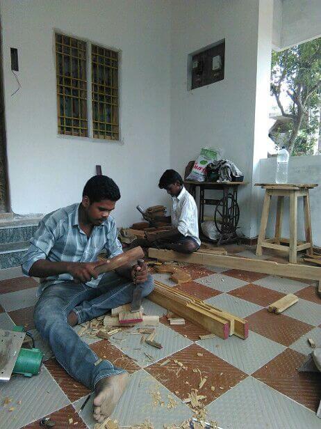 carpenters Mahamanav Construction G.E. Road Ramkund Raipur Chhattisgarh